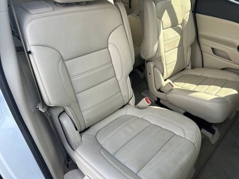 Used 2023 GMC Acadia Denali AWD/4WD image 20