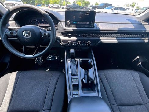 Used 2023 Honda Accord LX image 13