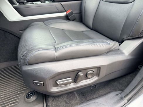 Used 2024 Toyota Tundra Platinum image 17