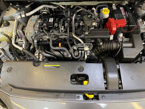 Used 2025 Nissan Sentra SR FWD image 10