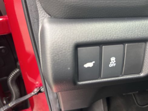 Certified 2025 Honda Pilot Touring image 27