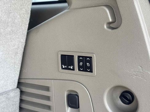 Used 2017 Chevrolet Tahoe Premier RWD image 11