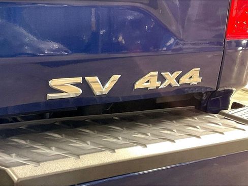 Used 2021 Nissan Titan SV w/ SV Convenience Package image 43