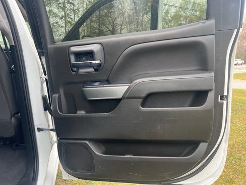 Used 2018 Chevrolet Silverado 1500 LT w/ Texas Edition image 34