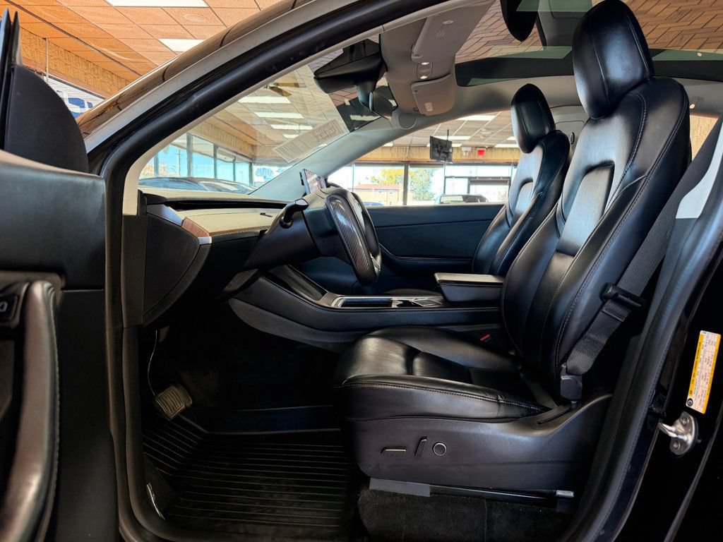 Used 2022 Tesla Model Y Long Range AWD/4WD image 15