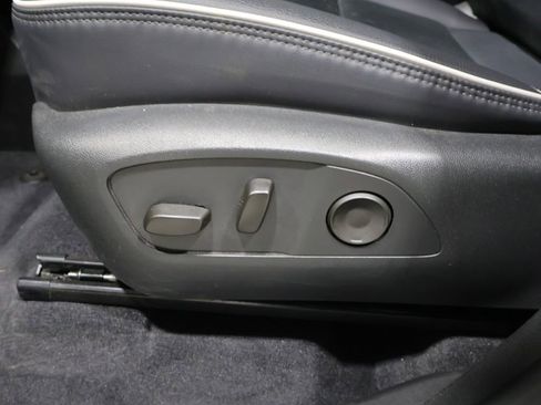 Used 2025 GMC Acadia Denali w/ Super Cruise Package AWD/4WD image 13