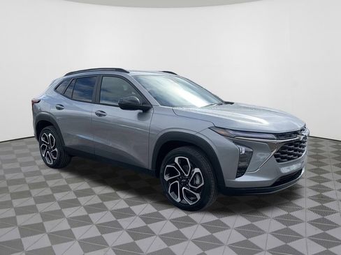 New 2026 Chevrolet Trax RS FWD image 4