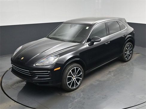 Used 2020 Porsche Cayenne S image 51