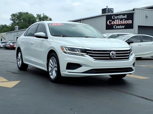 Used 2020 Volkswagen Passat 2.0T SE FWD image 3