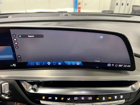 Used 2024 Cadillac Lyriq Luxury w/ LPO, Floor Liner Package RWD image 15