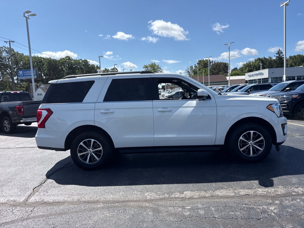 Used 2020 Ford Expedition XLT w/ Cargo Package AWD/4WD image 7