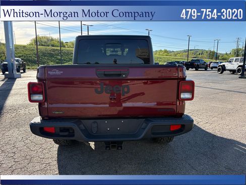 Used 2021 Jeep Gladiator Sport AWD/4WD image 7