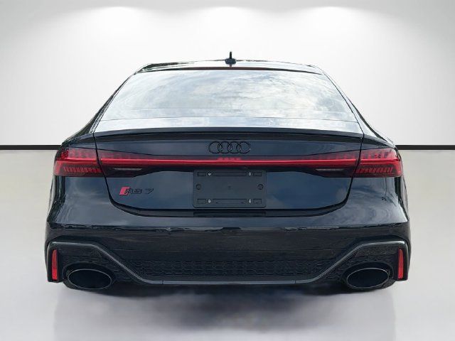 Used 2021 Audi RS 7 Sportback w/ Carbon Optic Package AWD/4WD image 4