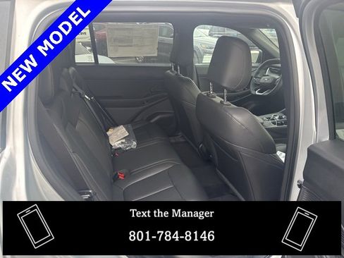 New 2026 Jeep Cherokee Laredo image 13