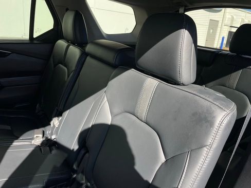 Certified 2025 Honda Pilot EX-L image 40