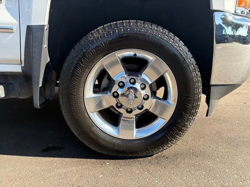 Used 2016 Chevrolet Silverado 2500 LTZ w/ Duramax Plus Package image 5