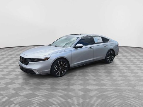 New 2026 Honda Accord Touring image 4