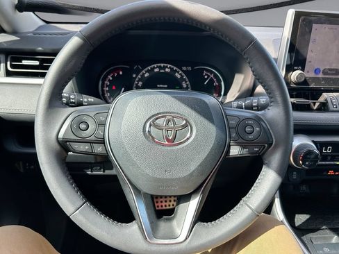 Used 2024 Toyota RAV4 XLE Premium FWD image 15