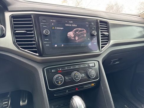 Used 2021 Volkswagen Atlas SEL Premium R-Line image 12