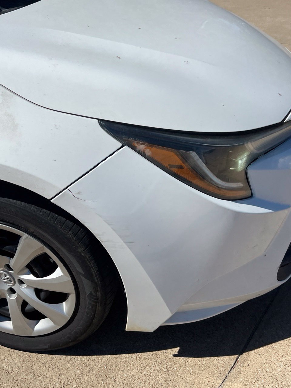 Used 2024 Toyota Corolla LE FWD image 5