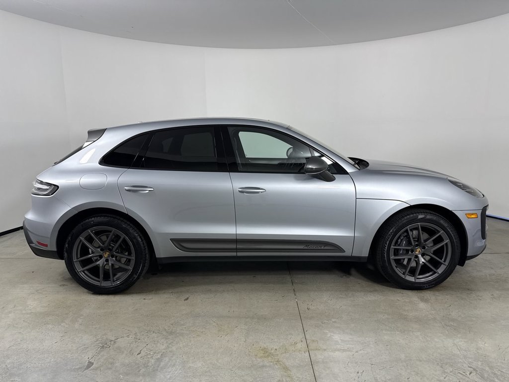 Certified 2026 Porsche Macan Turbo AWD/4WD image 8