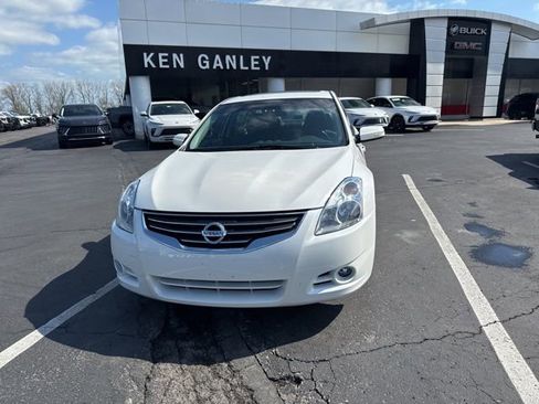 Used 2010 Nissan Altima 2.5 SL w/ SL Pkg image 4