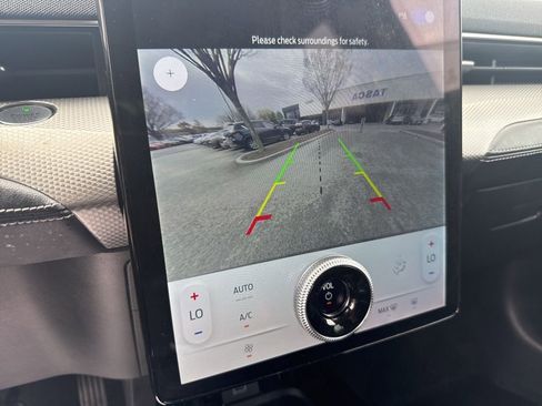 Used 2022 Ford Mustang Mach-E Select image 16