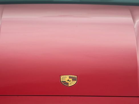 Certified 2024 Porsche Cayenne Coupe AWD/4WD image 32