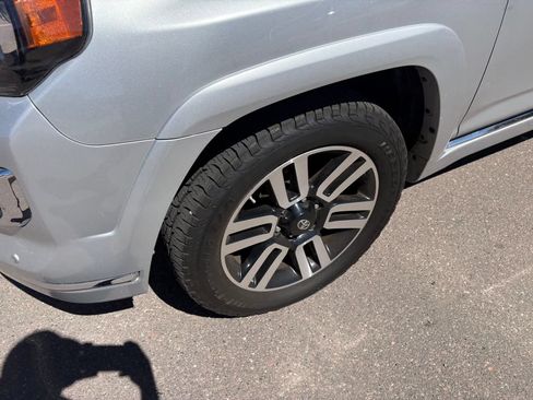 Used 2014 Toyota 4Runner Limited AWD/4WD image 9