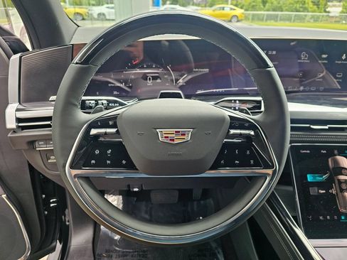 New 2026 Cadillac Escalade ESV Sport w/ Touring Package AWD/4WD image 28