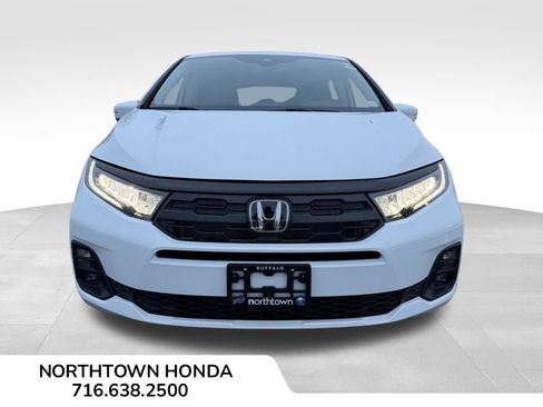 Used 2026 Honda Odyssey EX-L image 3