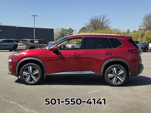 Used 2021 Nissan Rogue SL w/ Premium Package image 2