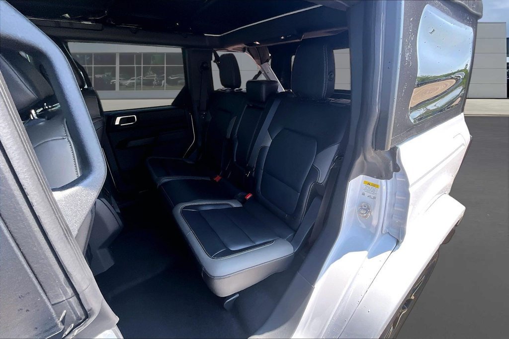New 2026 Ford Bronco Outer Banks AWD/4WD image 27