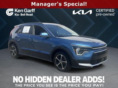 Certified 2025 Kia Niro EX