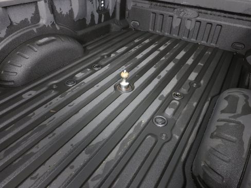 Used 2024 Ford F350 Lariat w/ Chrome Package image 19