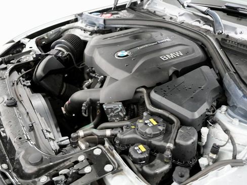 Used 2017 BMW 330i xDrive 330i xDrive image 40