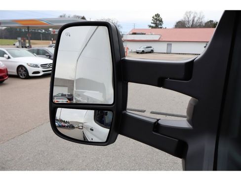 Used 2020 Ford Transit 250 Medium Roof w/ Load Area Protection Package image 29