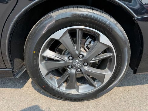 Used 2024 Honda Odyssey Elite image 24