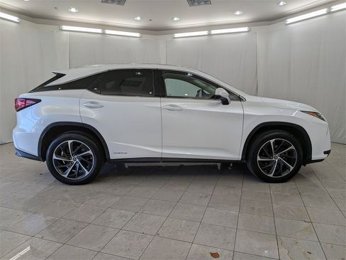 Used 2019 Lexus RX 450h AWD image 11