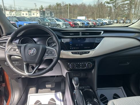 Used 2020 Buick Encore GX Essence w/ Advanced Technology Package AWD/4WD image 19