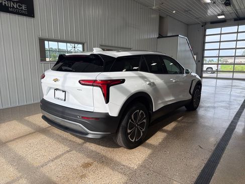 Used 2024 Chevrolet Blazer EV LT AWD/4WD image 5