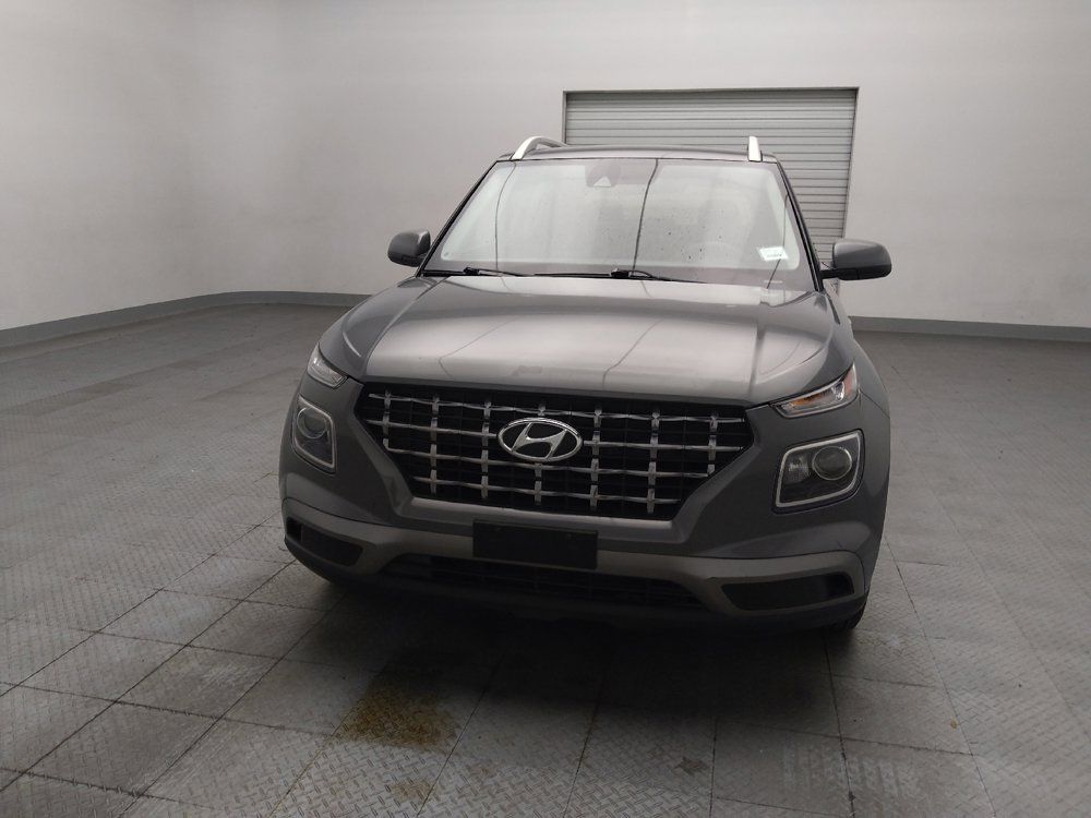 Used 2020 Hyundai Venue SEL FWD image 15