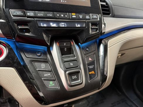 Used 2023 Honda Odyssey Touring image 15