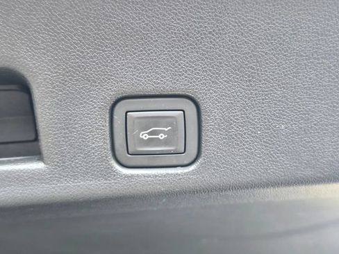 Used 2024 GMC Acadia Elevation w/ Luxury Package AWD/4WD image 32