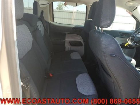 Used 2025 Ford Maverick XLT image 9