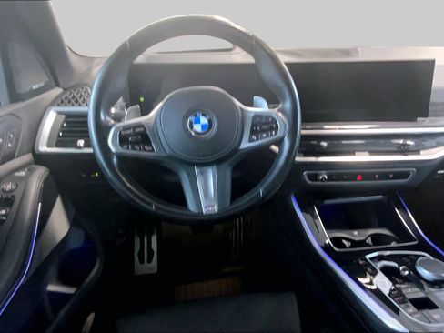Certified 2024 BMW X5 xDrive40i w/ M Sport Package AWD/4WD image 5