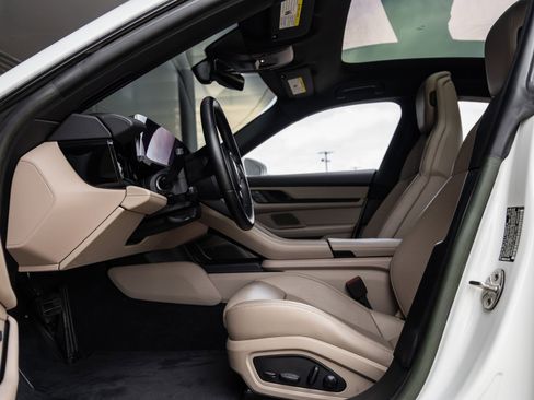 Certified 2023 Porsche Taycan image 25