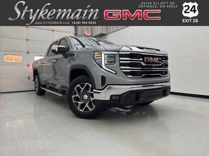 New 2026 GMC Sierra 1500 SLT w/ SLT Premium Plus Package