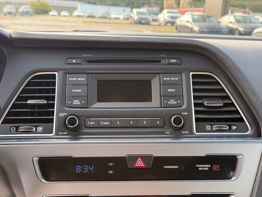 Used 2015 Hyundai Sonata SE FWD image 15
