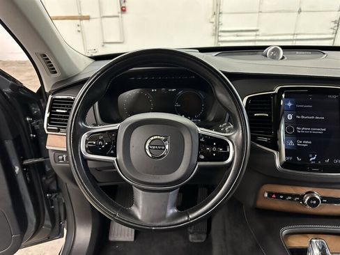 Used 2016 Volvo XC90 T8 Inscription w/ Vision Package image 17